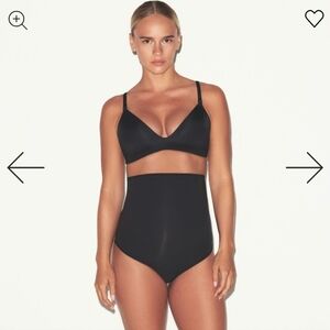 SKIMS Maternity Nursing Bra - Size 38D